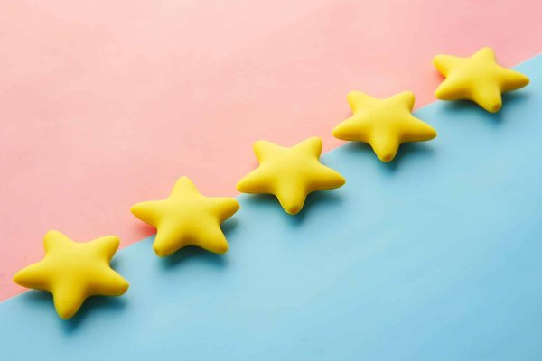 What Are the Effective Strategies for Managing Online Reviews and Feedback?